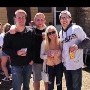 Meet your Posher, Sam